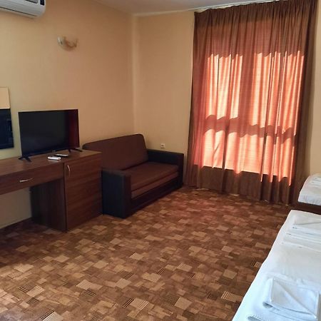 Hotel Sapphire Primorsko Zewnętrze zdjęcie