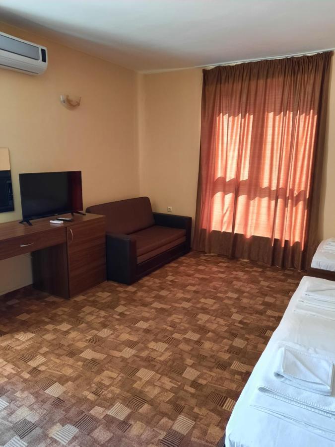 Hotel Sapphire Primorsko Zewnętrze zdjęcie