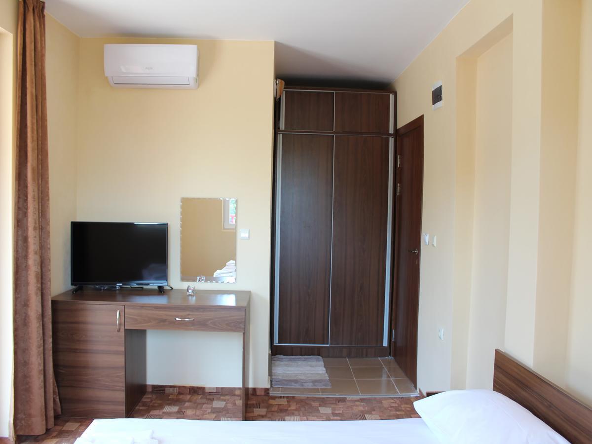 Hotel Sapphire Primorsko Zewnętrze zdjęcie