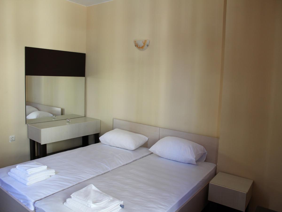 Hotel Sapphire Primorsko Zewnętrze zdjęcie