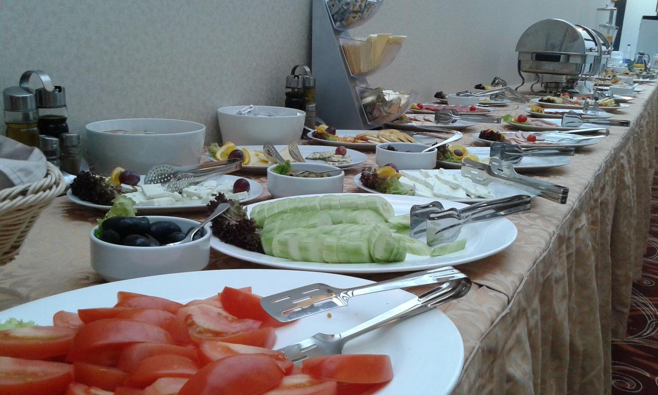 Hotel Sapphire Primorsko Zewnętrze zdjęcie