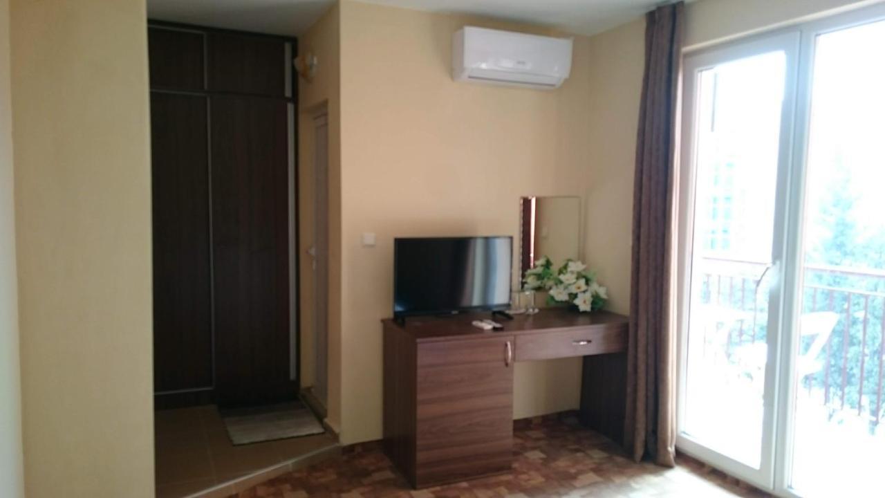 Hotel Sapphire Primorsko Zewnętrze zdjęcie