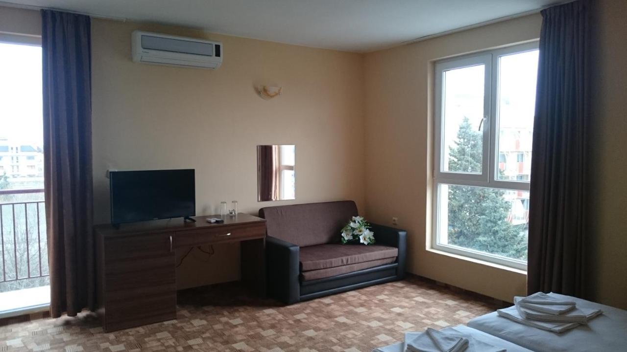 Hotel Sapphire Primorsko Zewnętrze zdjęcie
