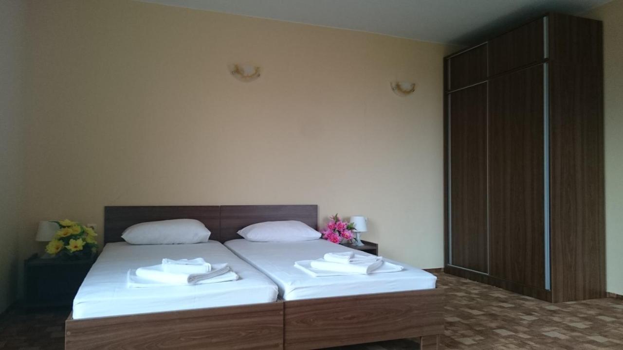 Hotel Sapphire Primorsko Zewnętrze zdjęcie