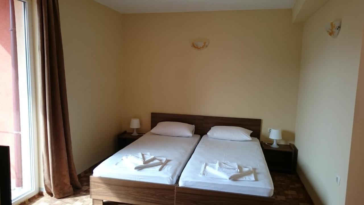Hotel Sapphire Primorsko Zewnętrze zdjęcie