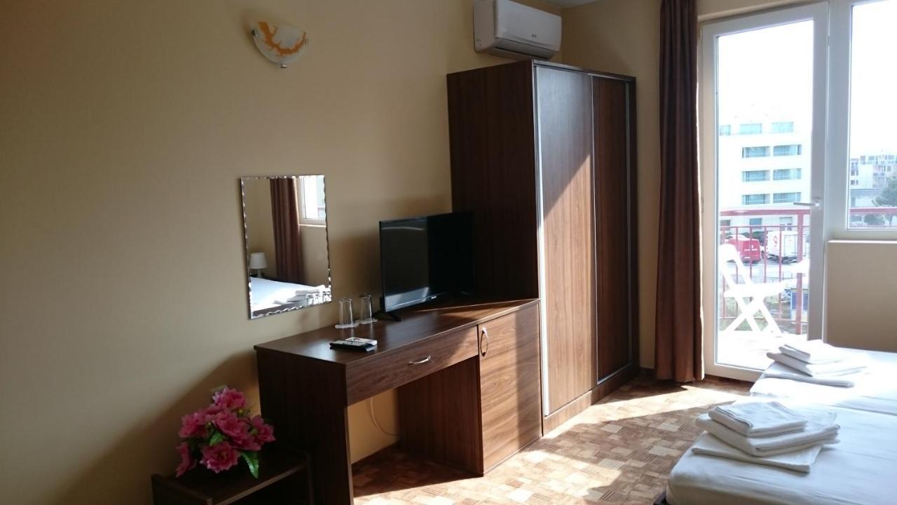 Hotel Sapphire Primorsko Zewnętrze zdjęcie