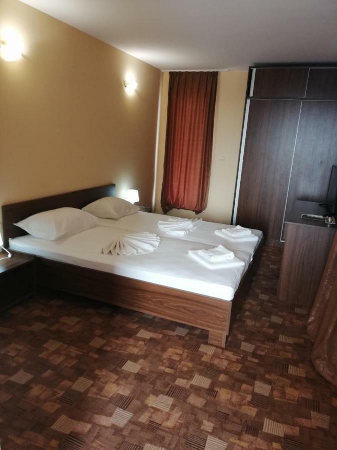 Hotel Sapphire Primorsko Zewnętrze zdjęcie