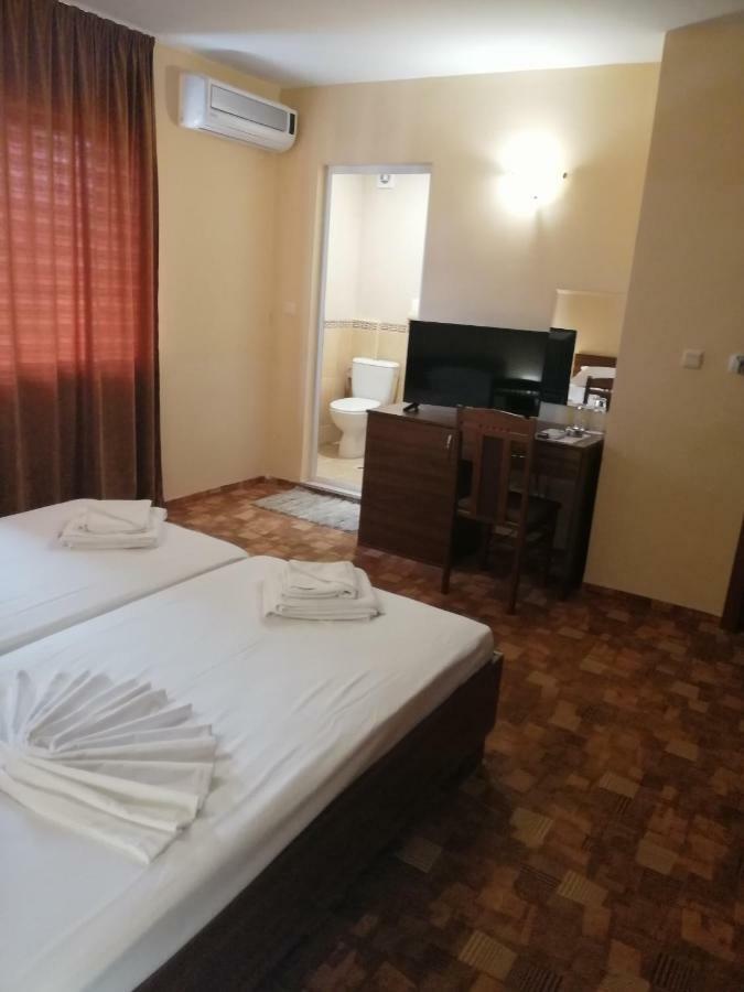 Hotel Sapphire Primorsko Zewnętrze zdjęcie